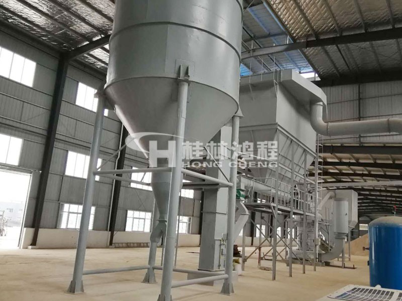 桂林鸿程产品：80目~400目粗粉R型雷蒙机 钾长石雷蒙磨粉机 单台磨机产能0.3-20吨每小时