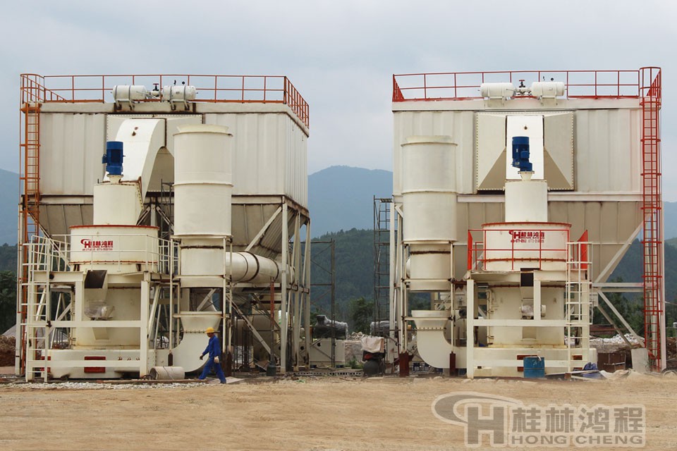 HC2000桂林鸿程锰矿磨粉机环保型磨粉机：HC系列大型摆式磨粉机