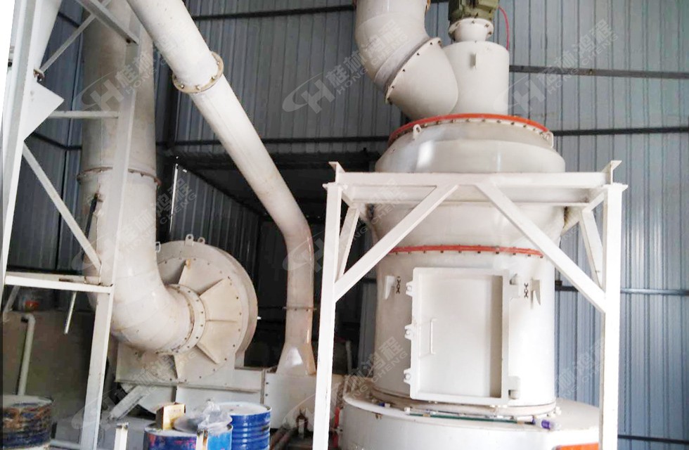 HCQ1500雷蒙粉磨机加工炭黑选型三：HCQ升级版雷蒙粉磨机