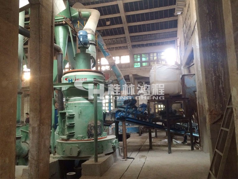 4R3216 3r微型雷蒙磨粉机一小时能加工几吨矿石