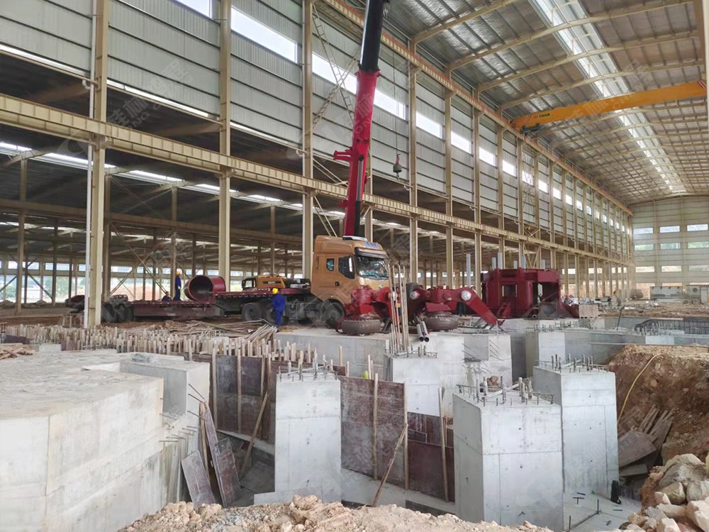 购鸿程9台1700HLMX辊式超细立磨机！客户信任能让人从心底感受到掉泪的温暖!