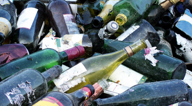 废玻璃回收和利用